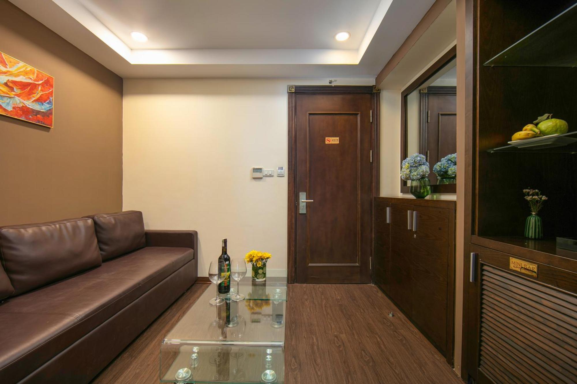 Hotel Brilliant Me Tri &