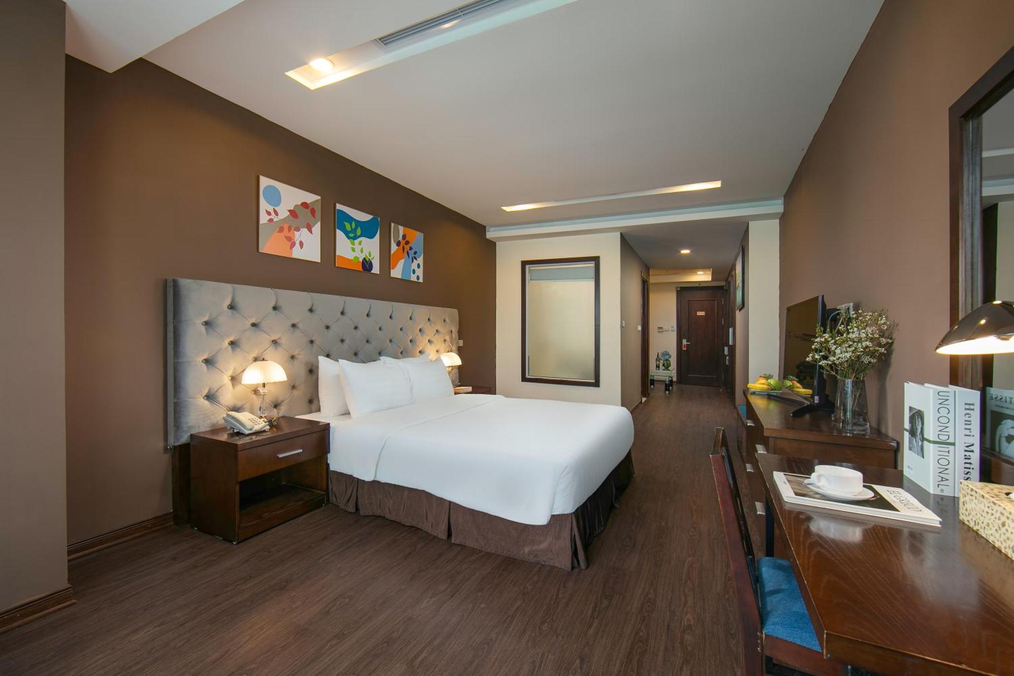 Hotel Brilliant Me Tri & Hanoï