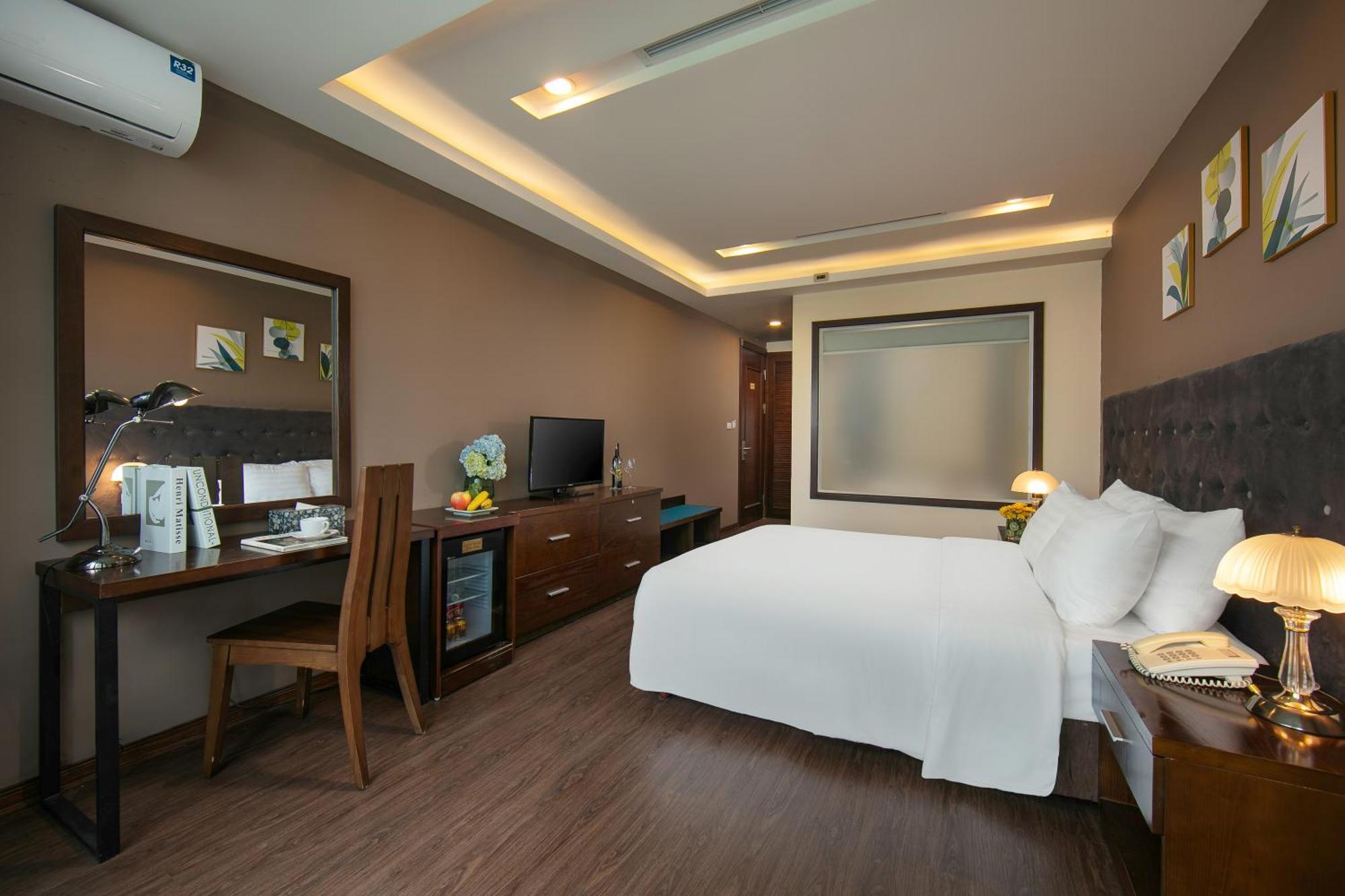 Brilliant Me Tri & Hotel Hanoï